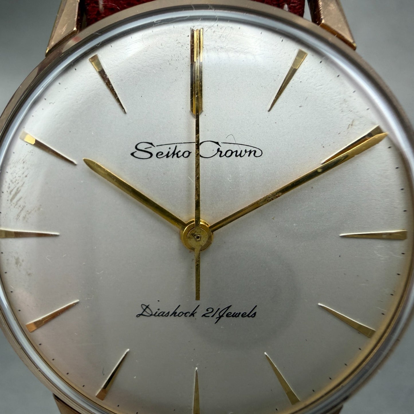 Seiko Crown Watch Men 35mm Silver Dial Gold Tone Round Manual 15002 Runs Vintage1