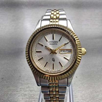 Citizen CQ Watch Women 25mm Silver Dial Two Tone Daydate 1002-R15119 New Battery0