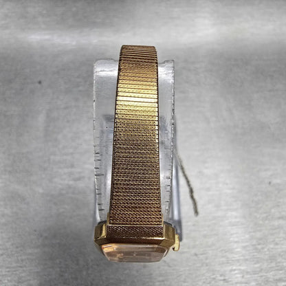 Seiko Watch Women 17mm Gold Dial Gold Tone Rectangle 4N00-5139 New Battery JP r24