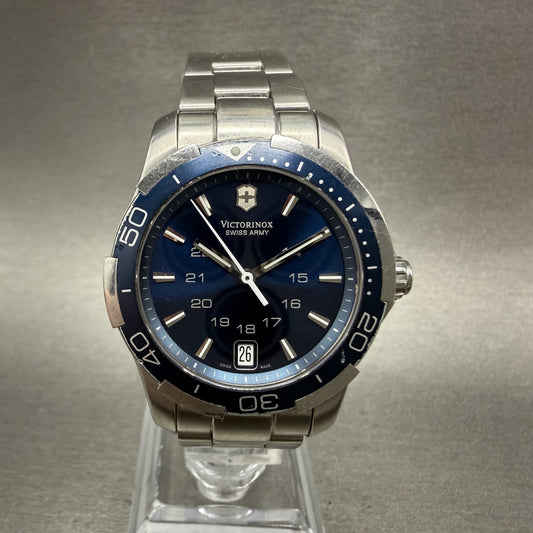 Victorinox Swiss Army Alliance Dive Watch Women 32mm Blue Dial Steel Date NewBat0