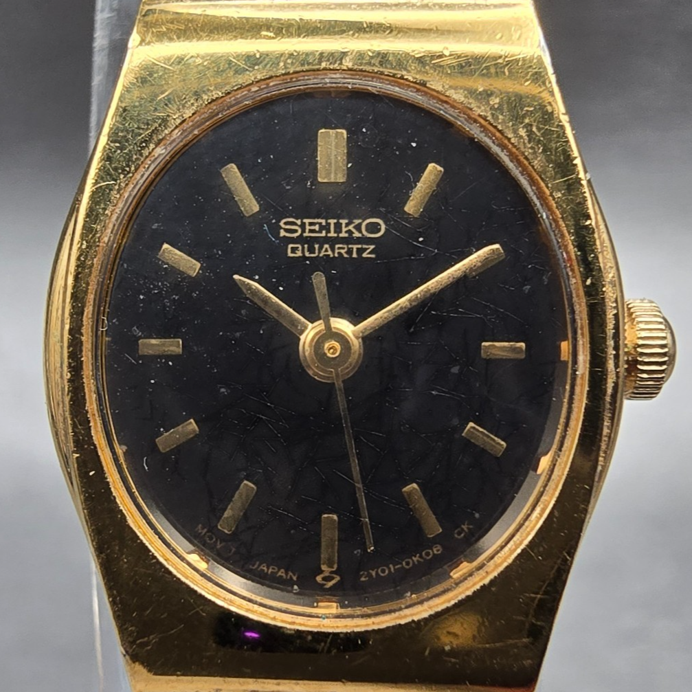 Seiko Watch Women 17mm Black Dial Gold Tone Oval 2Y01-5C89 New Battery Vintage1