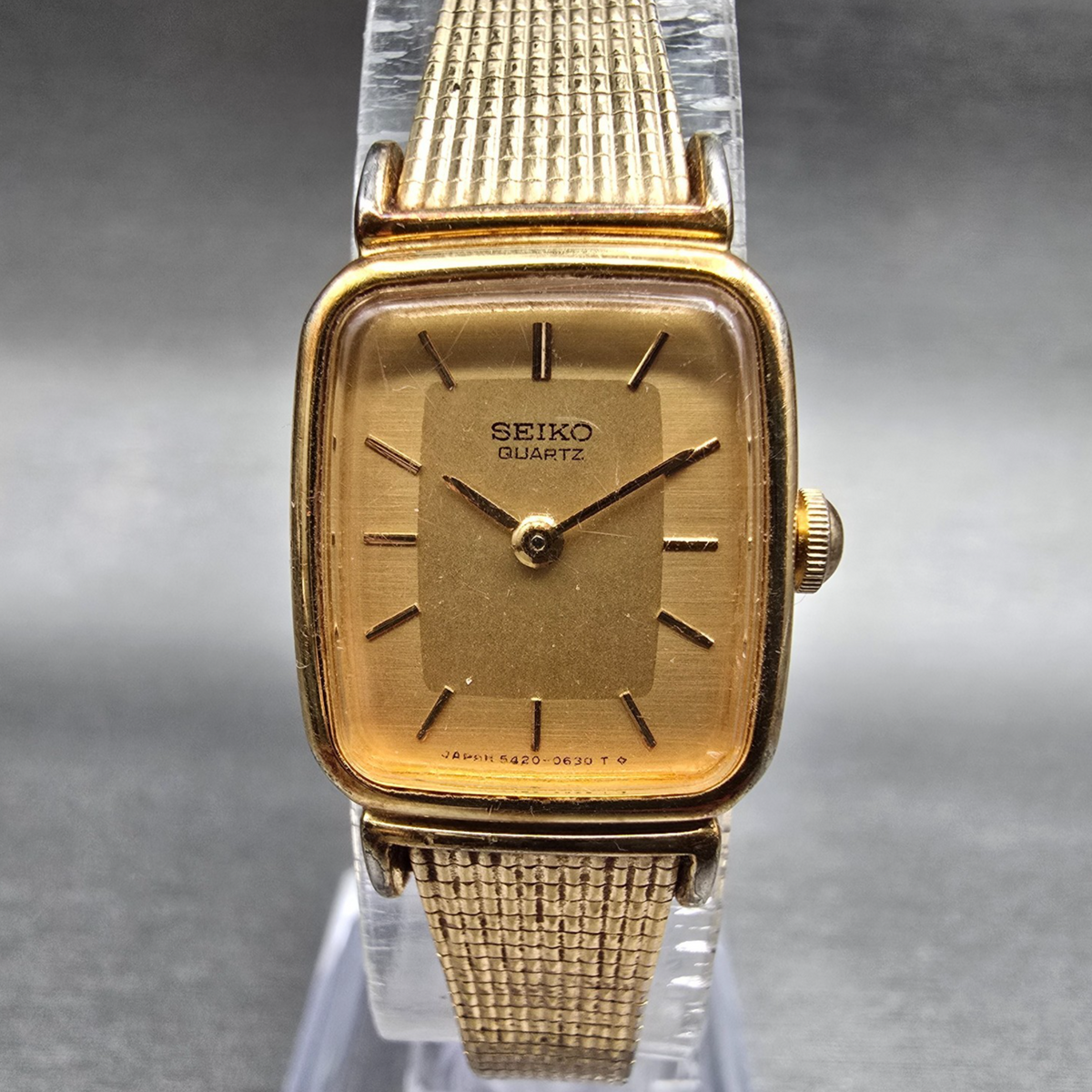 Seiko Watch Women 17mm Gold Dial Gold Tone Rectangle 5420-5319 New Battery0