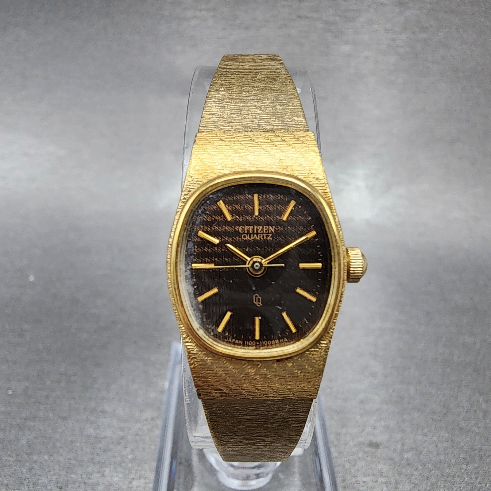 Citizen CQ Watch Women 17mm Brown Dial Gold Tone Oval 4102401 New Battery0