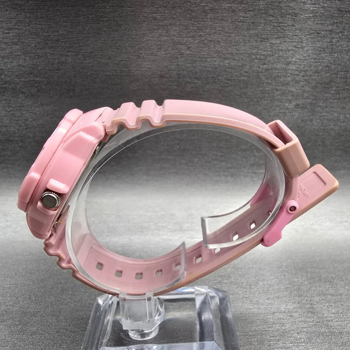 Casio Dive Watch Women 33mm White Dial Pink Date Round LRW-200H New Battery6