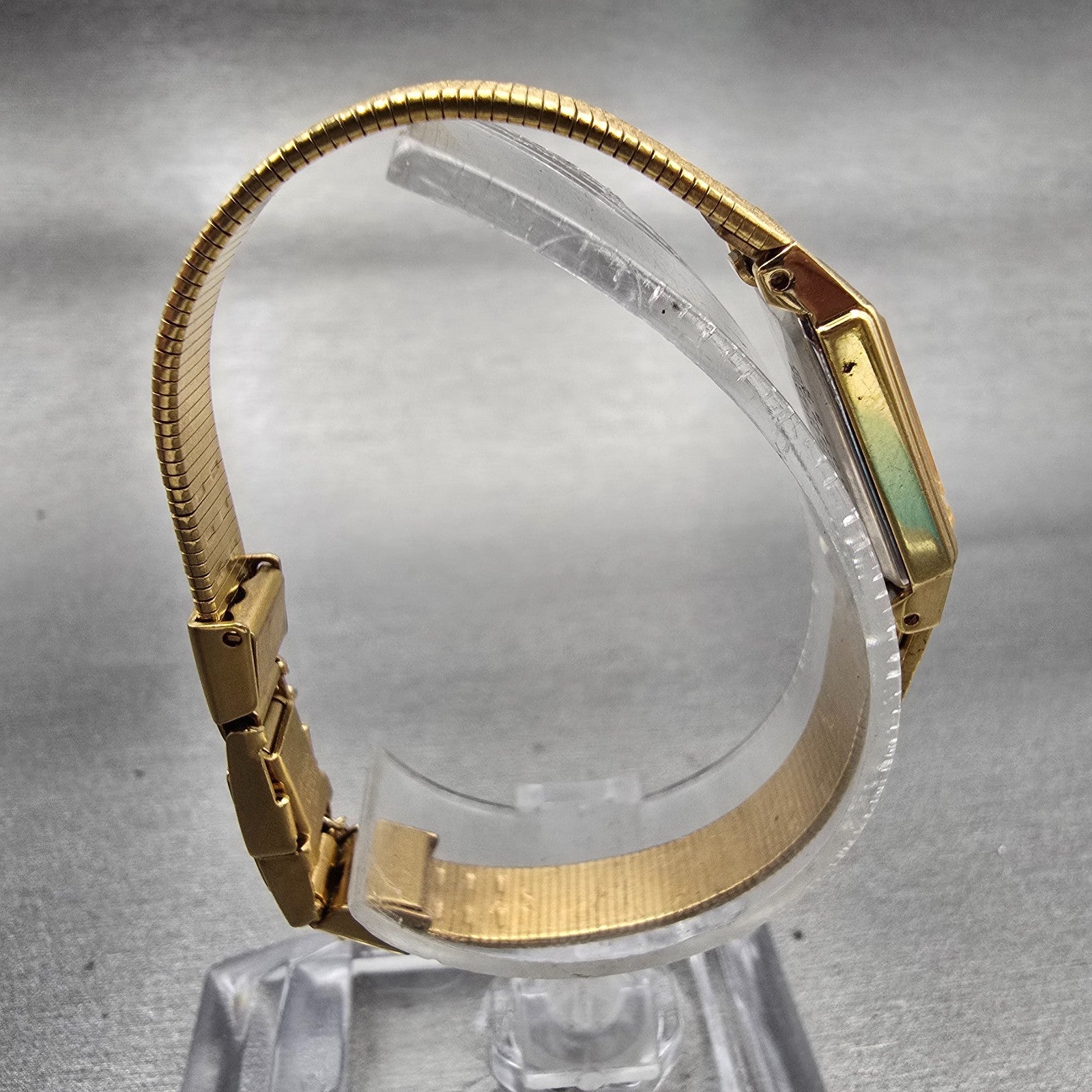 Seiko Watch Women 12mm Gold Dial Gold Tone Rectangle 2E20-6479 New Battery VTG8