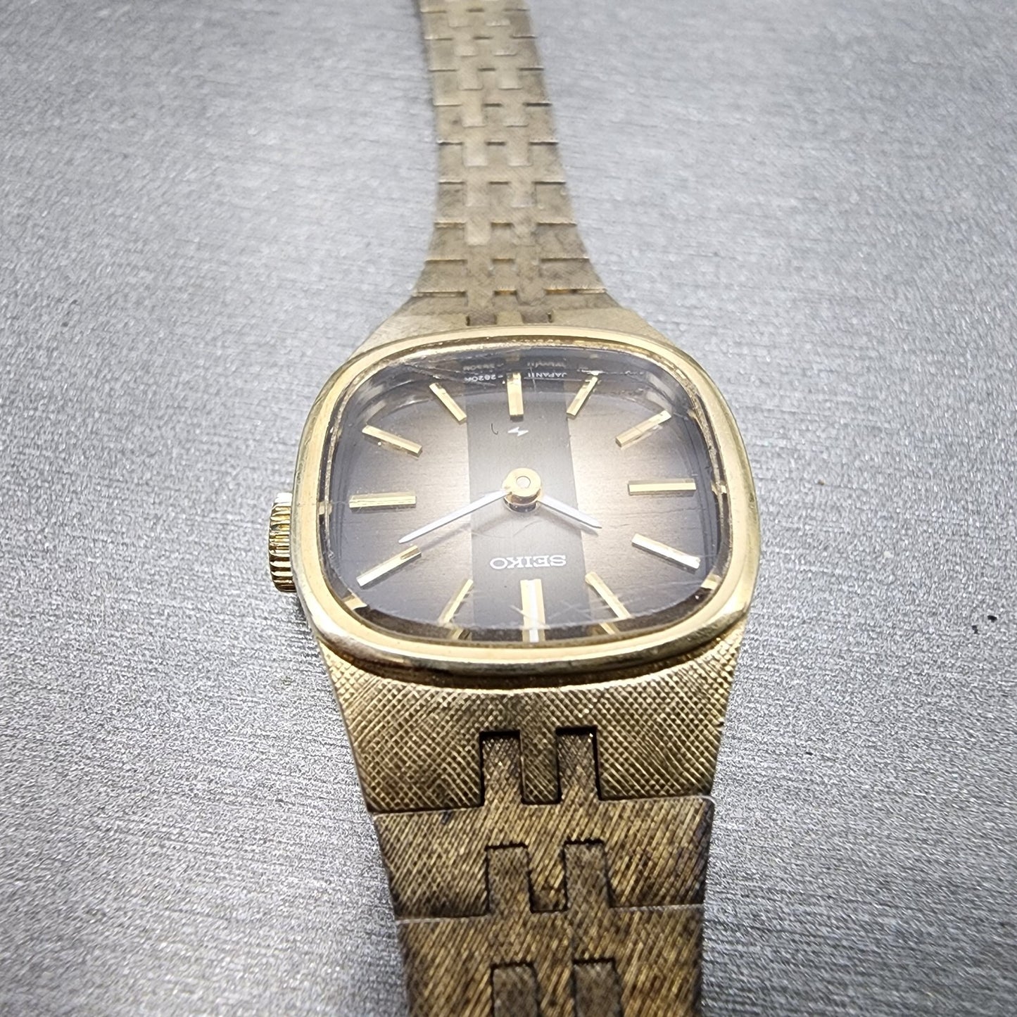 VTG Seiko Watch Women 19mm Brown Dial Gold Tone Rectangle READ!!!!!! Manual4