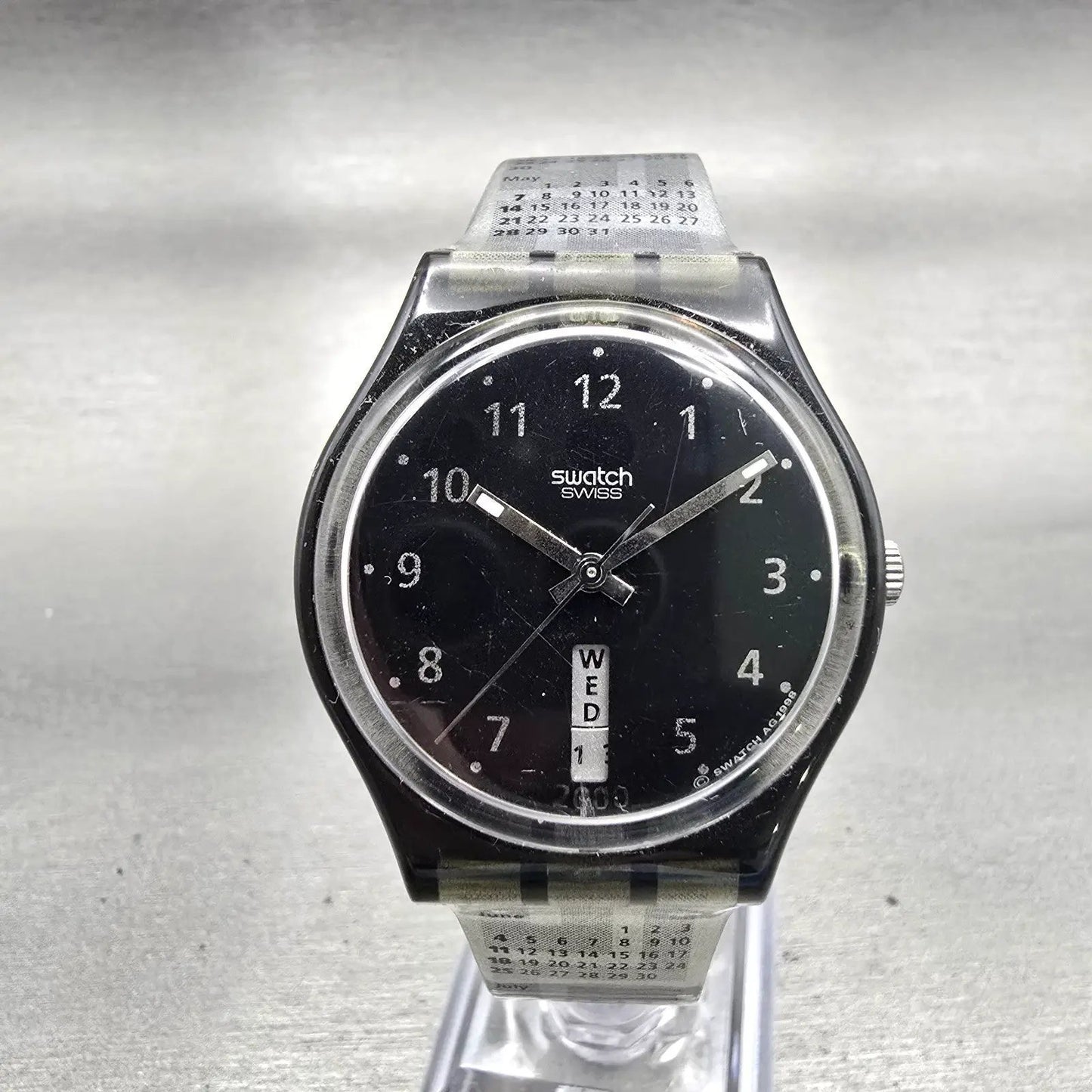 Swatch IT'S HERE Watch Women Black Dial Black Case Daydate GB741 New Battery0