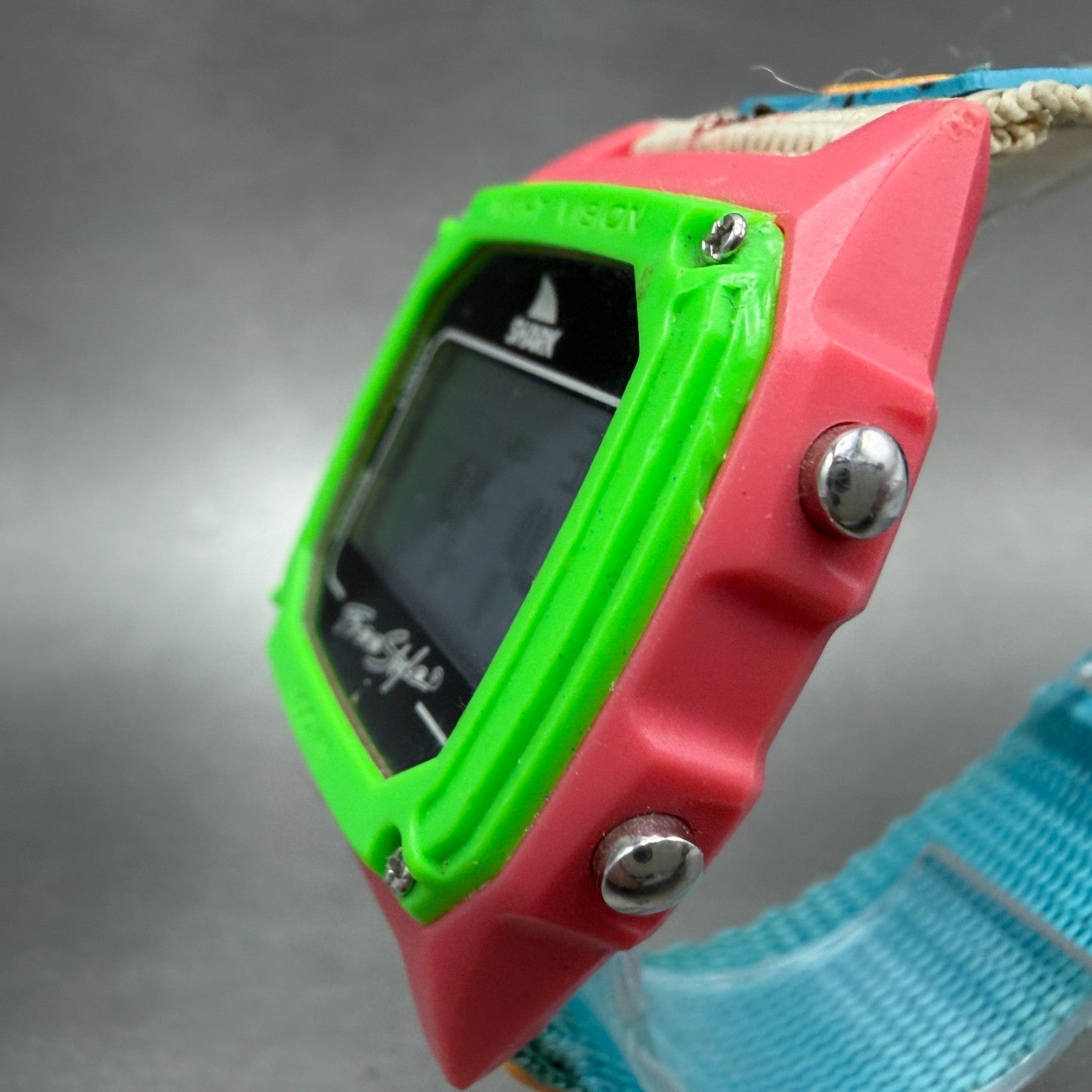 Freestyle Shark Watch Men 38mm Digital Pink Green Blue Alarm Chrono New Battery2