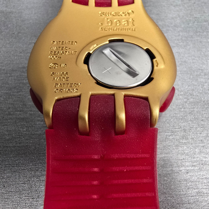 Swatch Beat Golden Virtual Wave Watch Men 47mm Gold Red YQG1000 New Battery NOS16