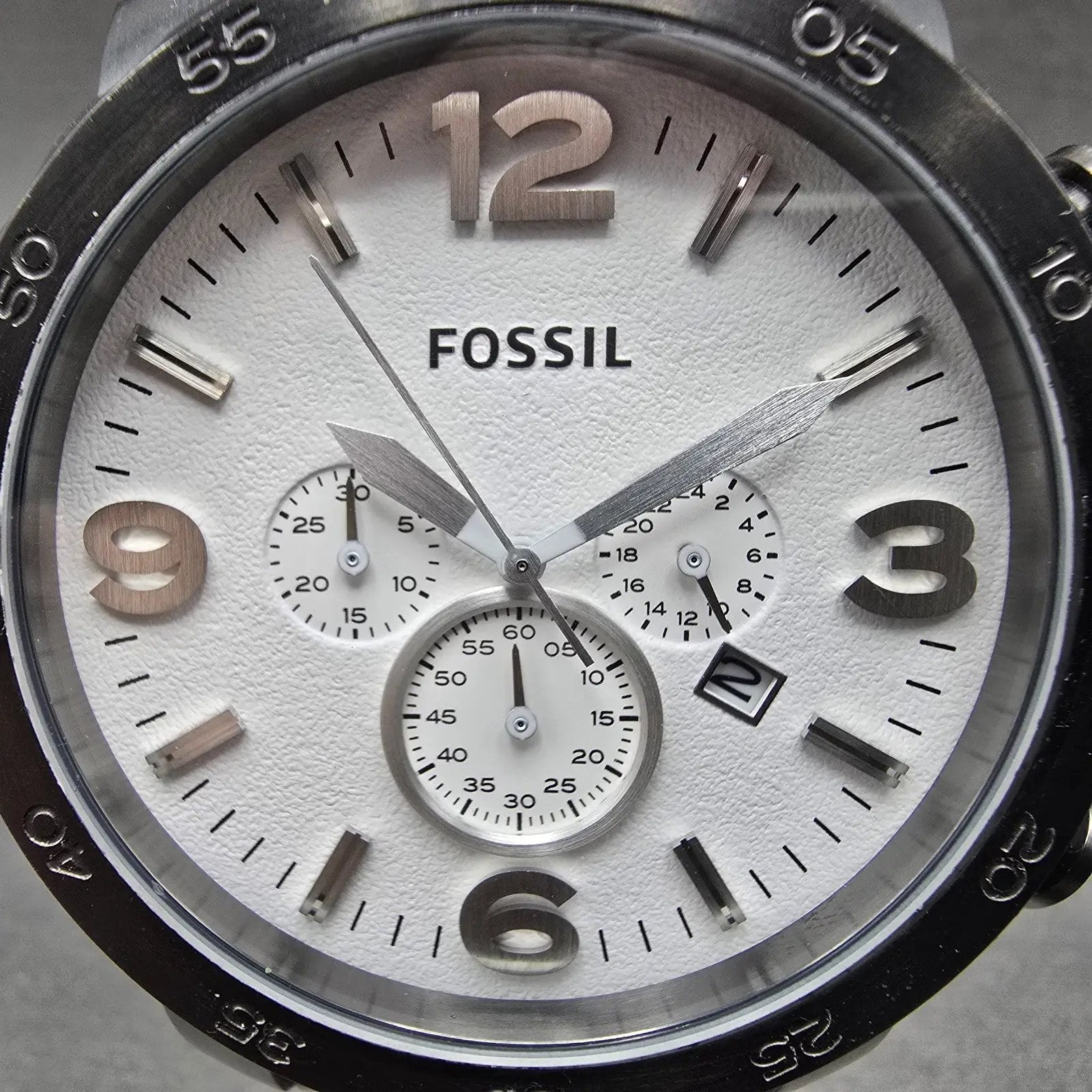 Fossil Chronograph Watch Men 50mm White Dial Black Tone Date JR-1427 New Battery1
