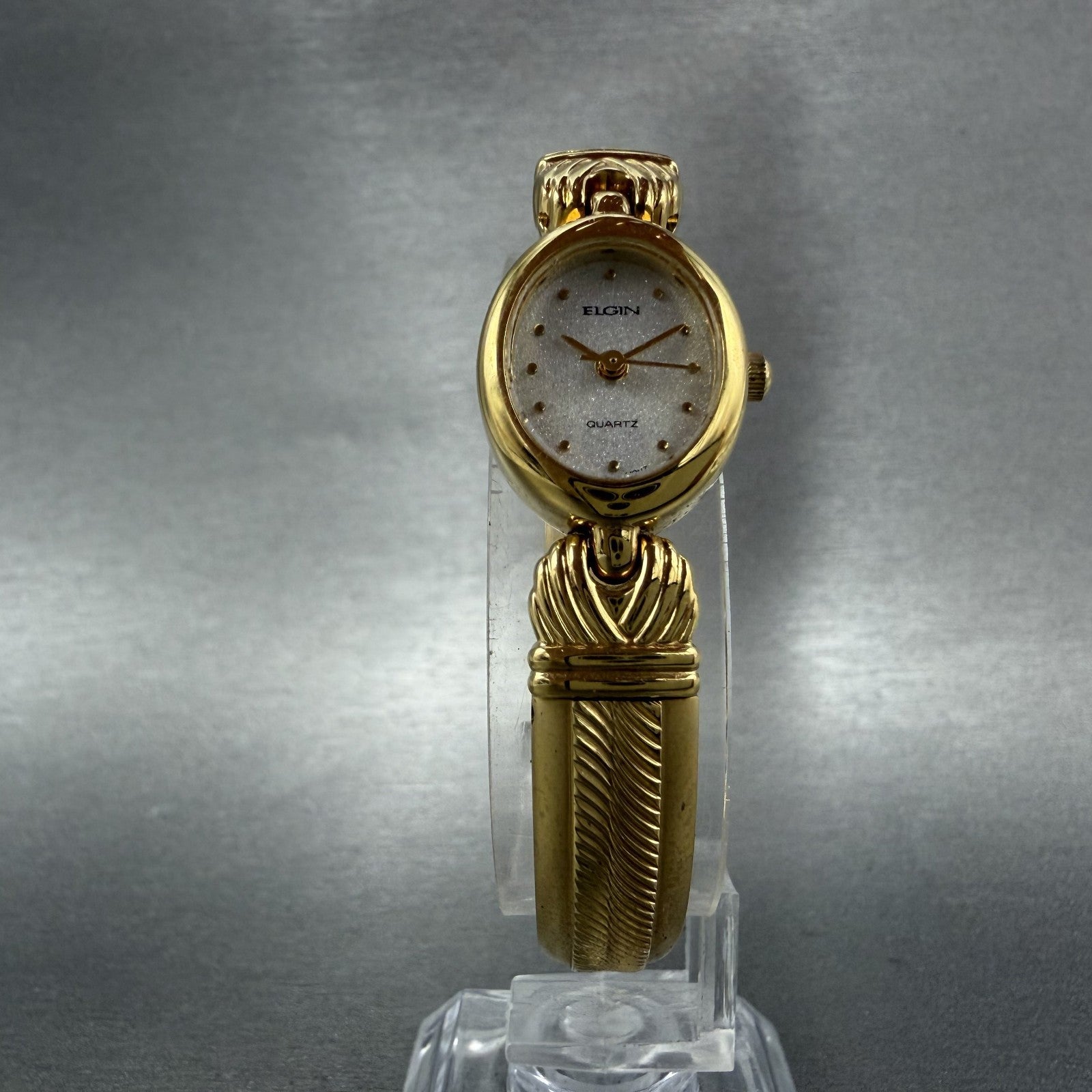 Elgin Watch Women 16mm Silver Dial Gold Tone Oval Bangle New Battery5