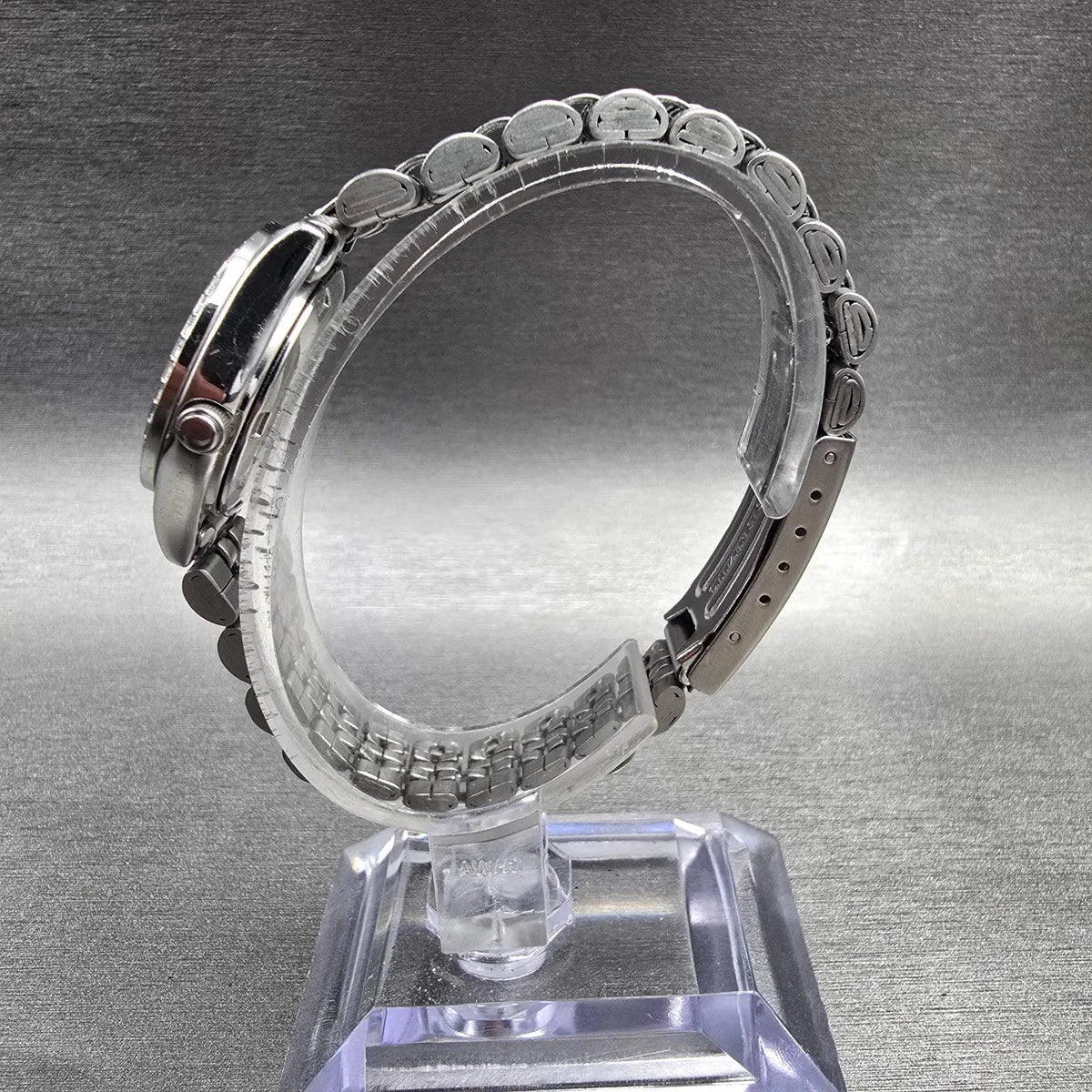 Citizen Watch Women 26mm MOP Dial Silver Daydate Crystal 1002-S044448 New Batt6