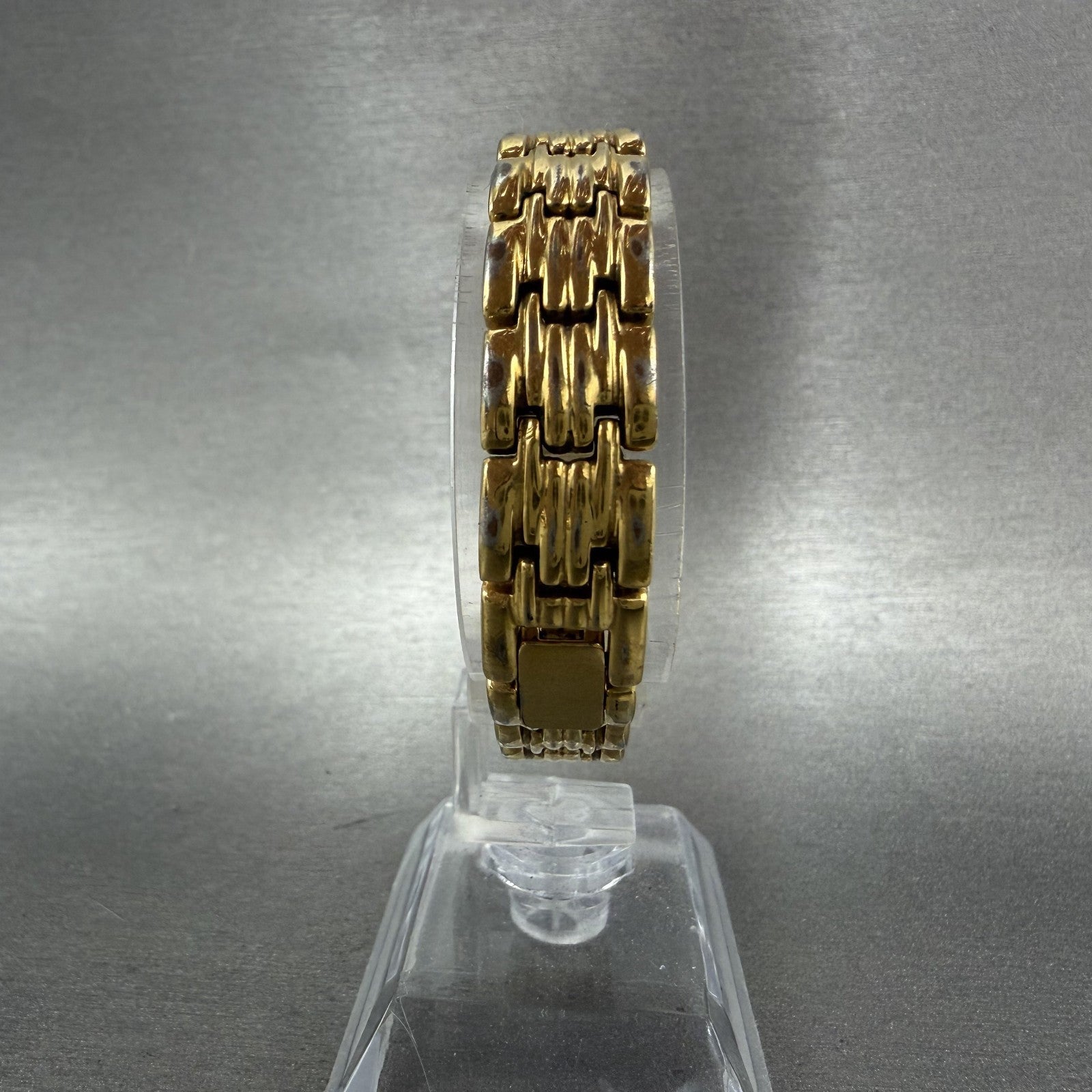 Seiko Tank Watch Women 14mm Champagne Dial Gold Tone 2E207191 New Battery7