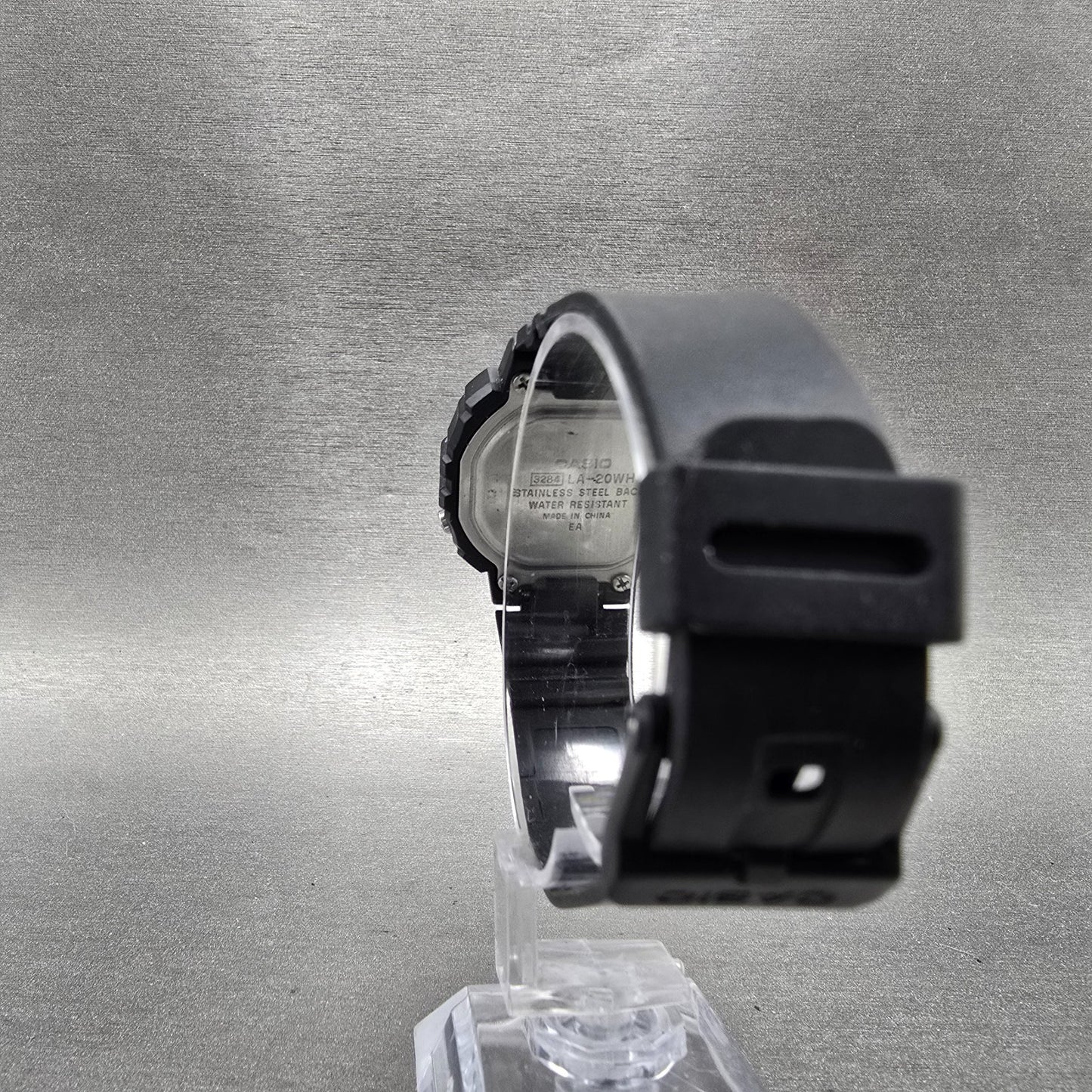 Casio LA-20WH Illuminator Watch Women 30mm Black Alarm Chronograph New Battery6