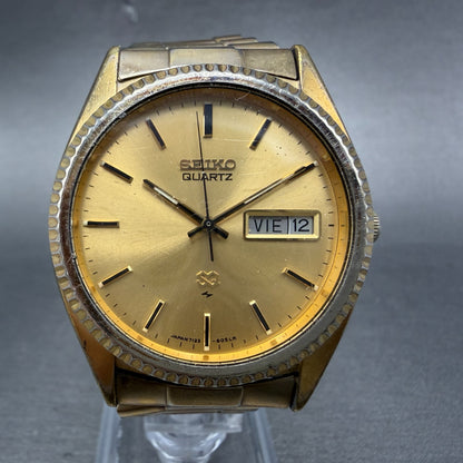 Seiko SQ Presdisent Watch Men 36mm Gold Dial Gold Tone Daydate 7123-8050 PARTS0