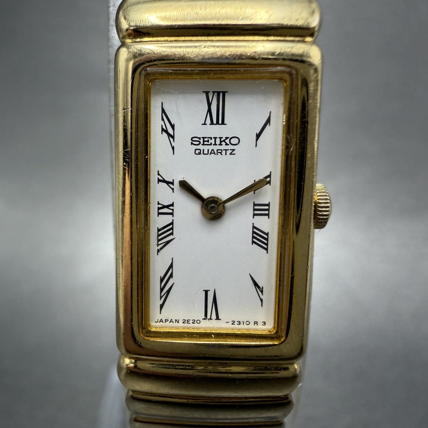 Seiko Tank Watch Women 13mm White Dial Gold Tone Rectangle 2E20-6759 New Batt YZ1
