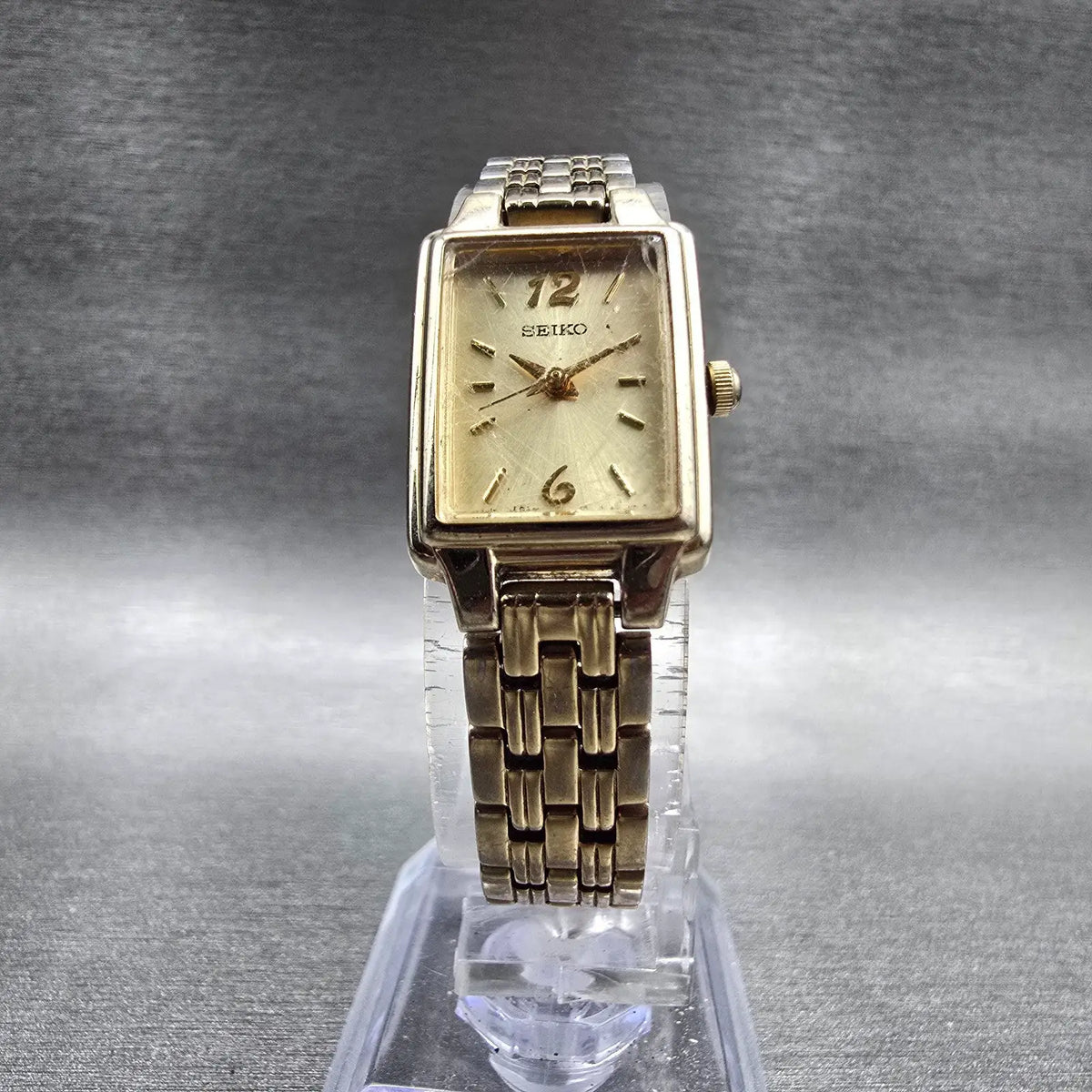 Seiko Watch Women 16mm Gold Dial Gold Tone Rectangle 1N01-0FH0 New Battery JP345