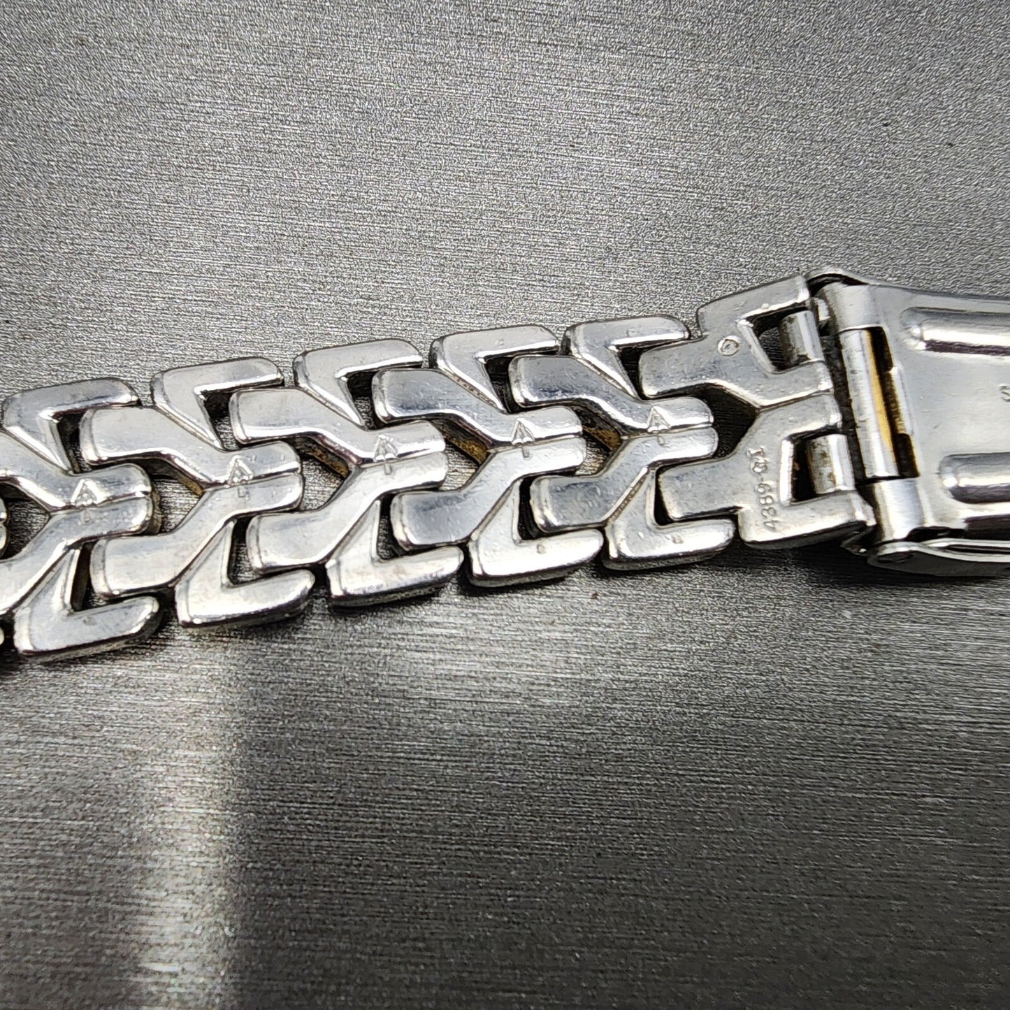 Seiko 7T326G20 Watch Case 37mm Two Tone Bracelet Round Chronogrpah Steel10