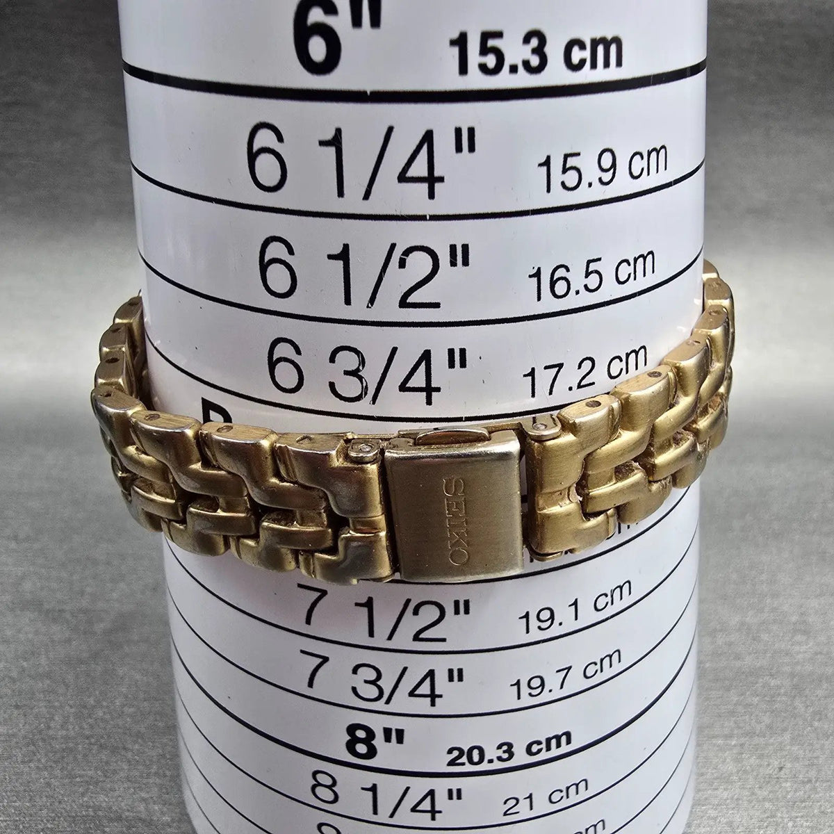 Seiko Watch Women 26mm White Dial Gold Tone Date Diamonds 7N89-0449 New Battery9