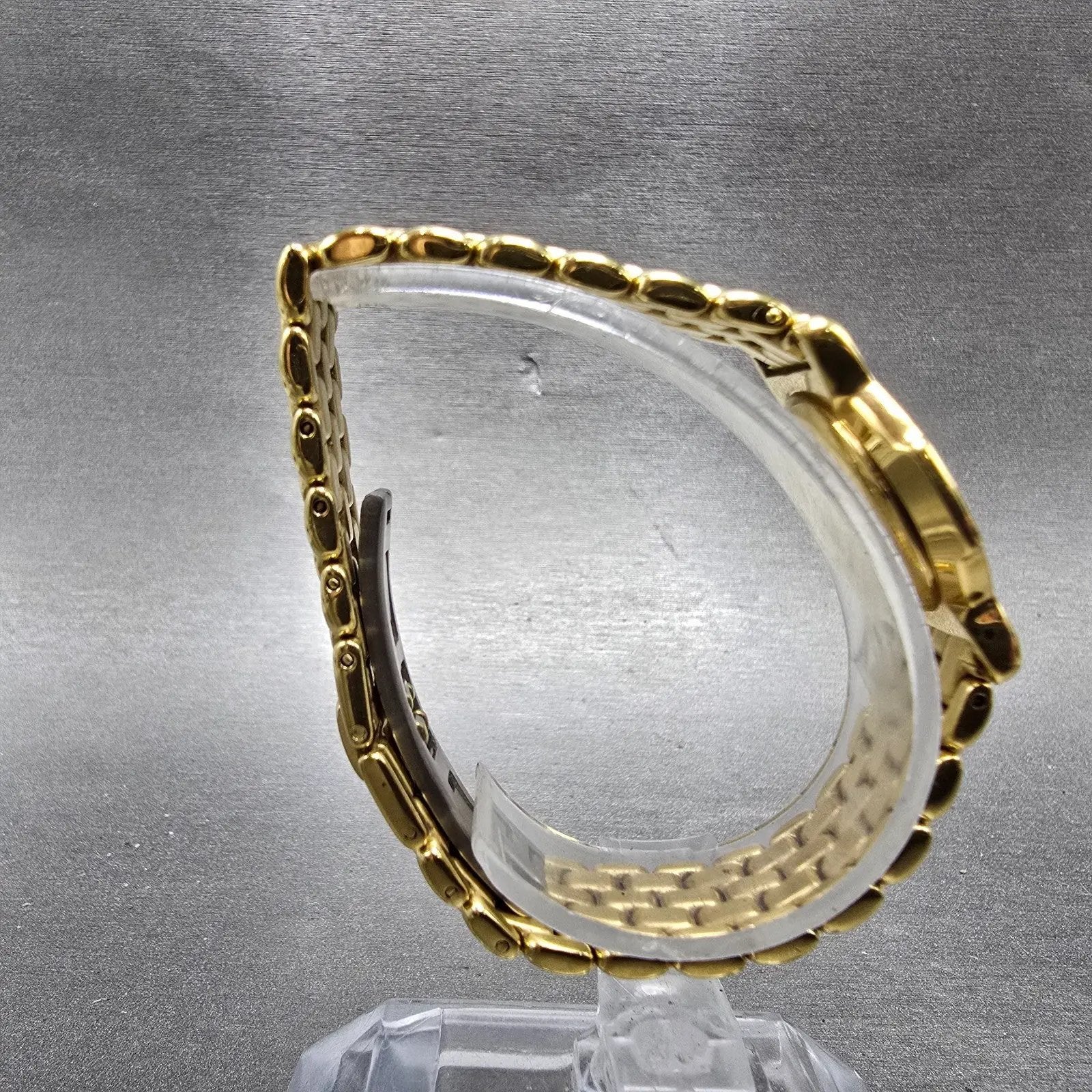 Gucci 3400L Case And Bracelet 23mm Gold Plated Round Vintage8