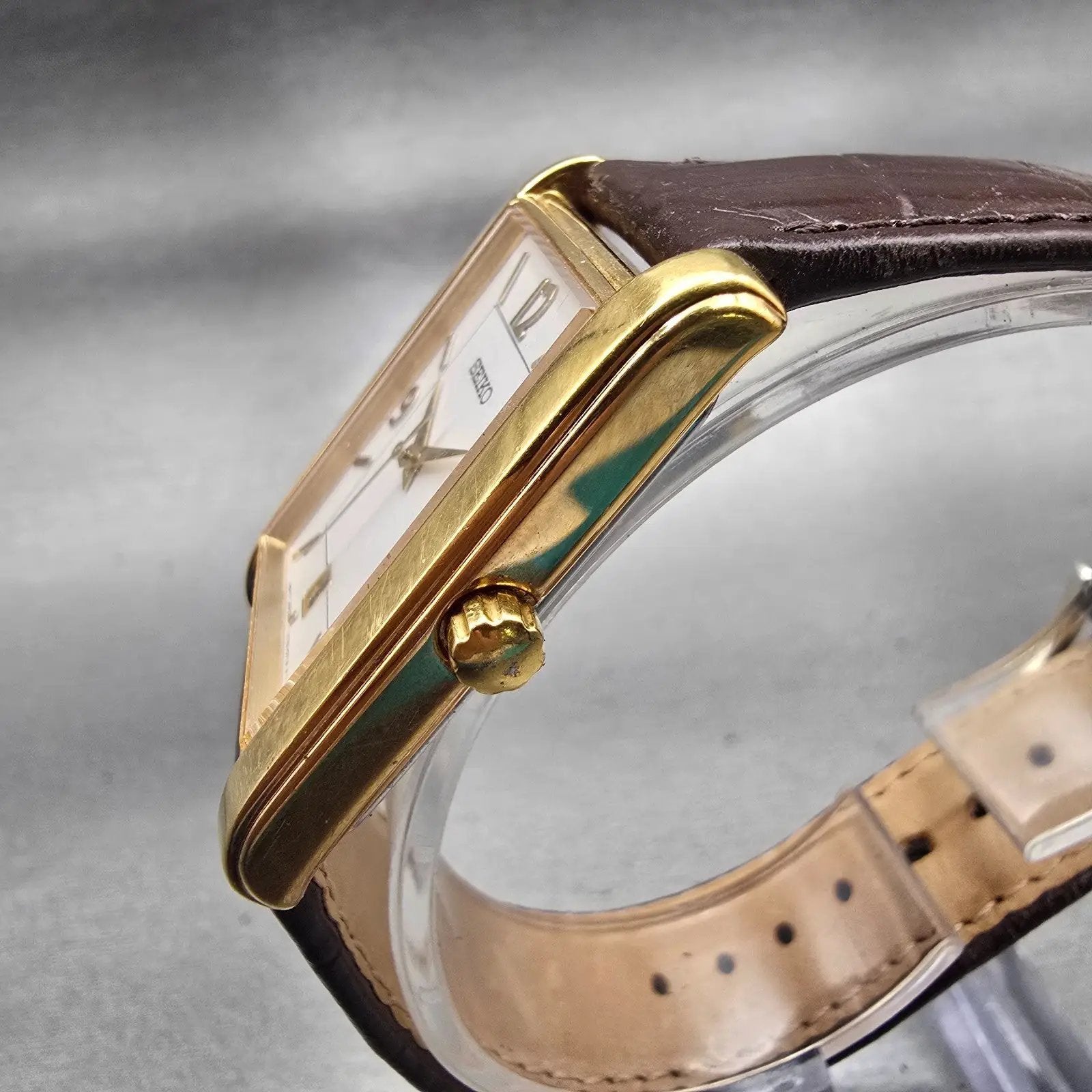Seiko Tank Watch Men 27mm White Dial Gold Tone Date Rectangle V732-0449 New Batt2