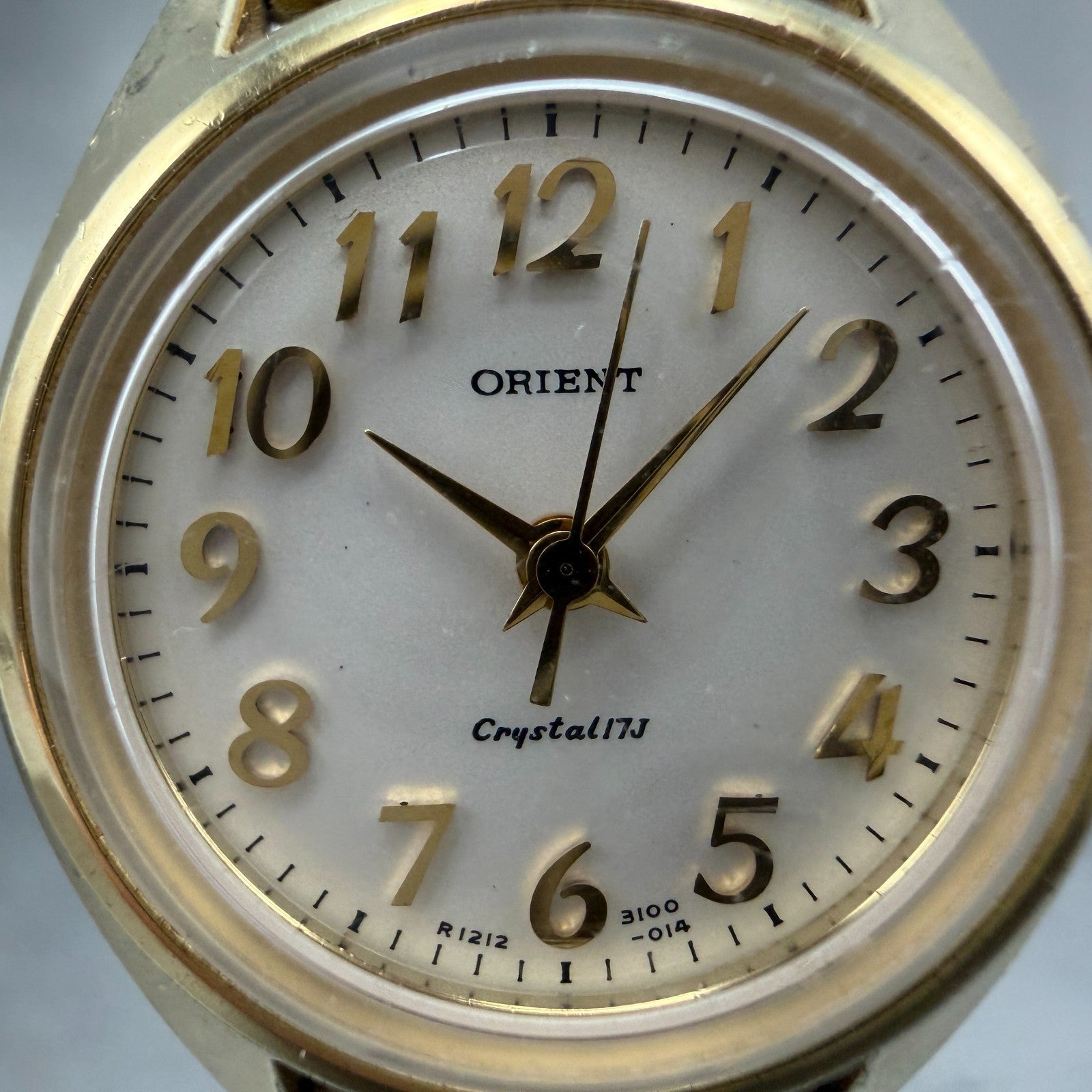 Orient Watch Women 24mm White Dial Gold Tone Round Manual E121510-00CA Runs VTG1