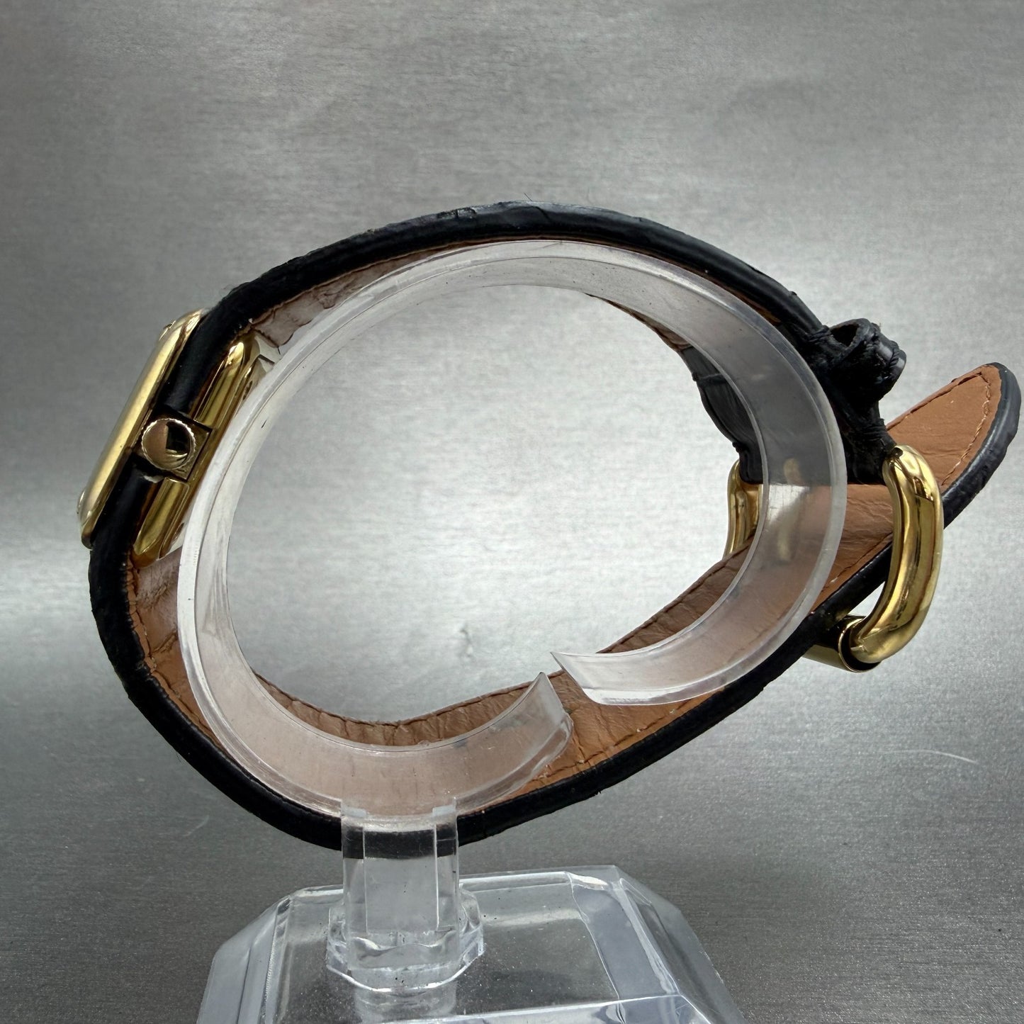 Marc Jacobs Watch Women 28mm Black Dial Gold Tone Rectangle MBM1135 New Battery6