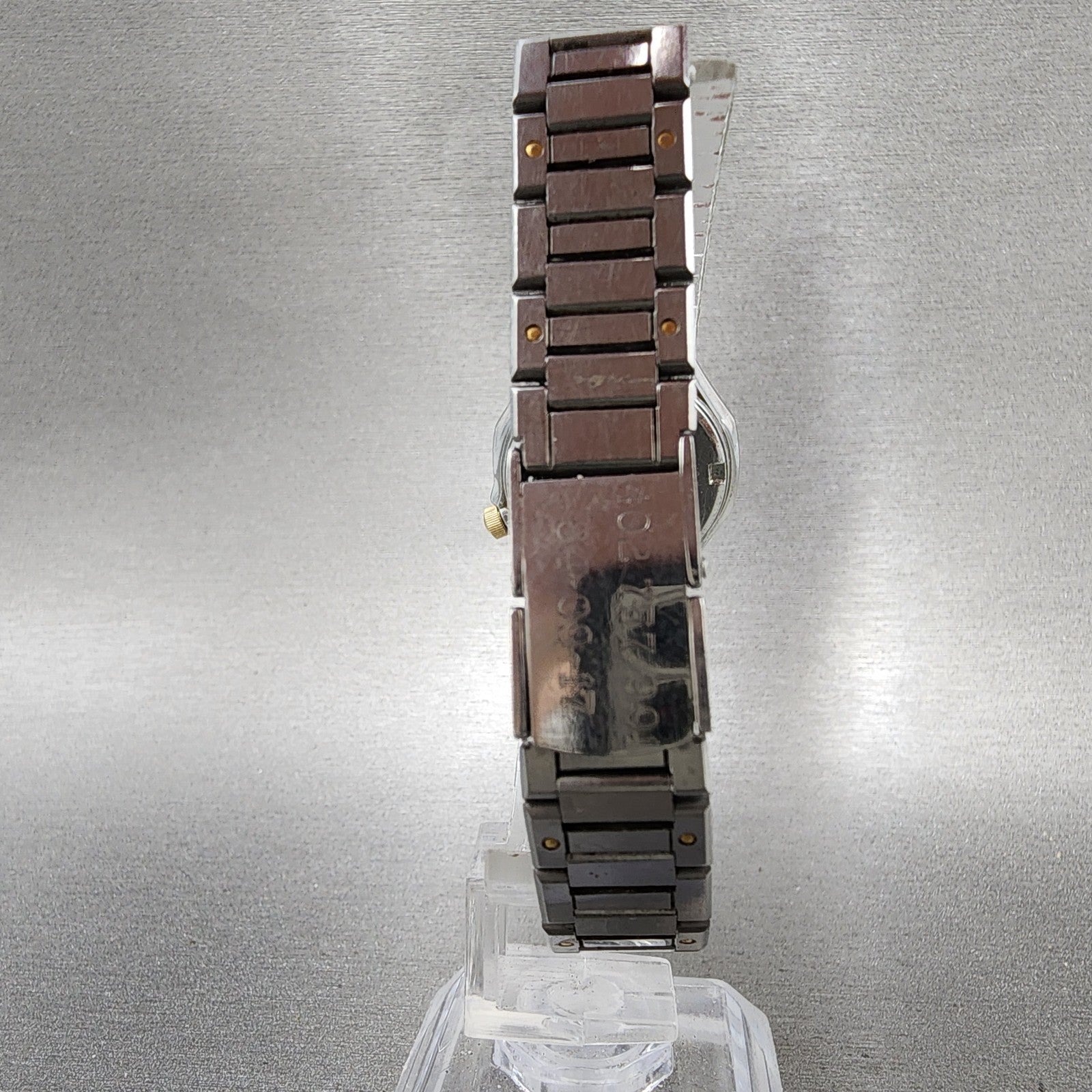 Seiko SQ 100 Watch Women 25mm White Dial Two Tone Daydate 2a230110 New Battery7