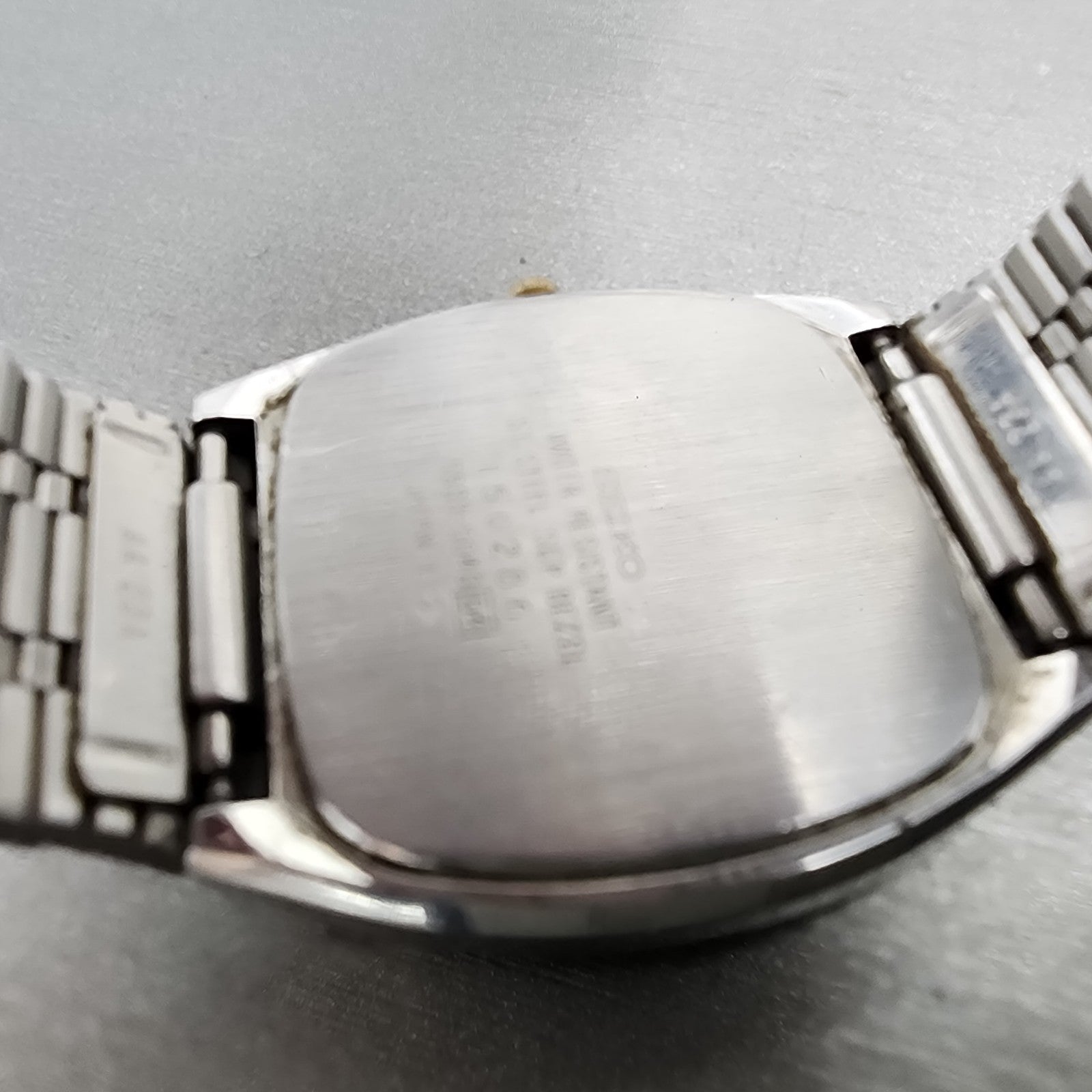 Seiko Watch Men 32mm Champagne Dial Two Tone Daydate 59335040 PARTS10