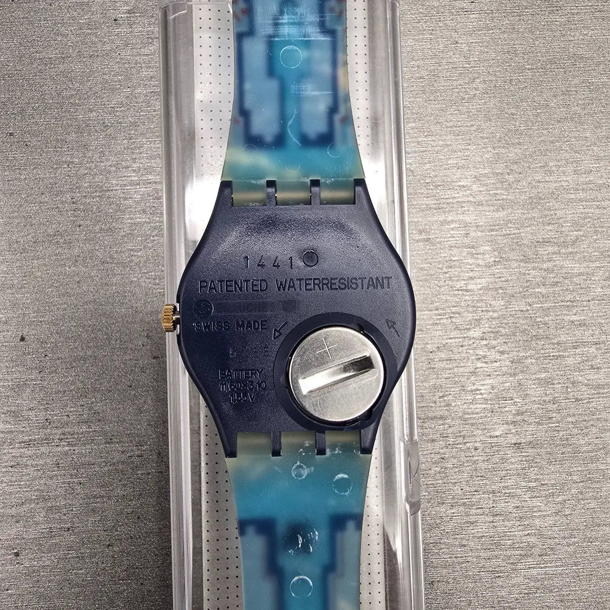 Swatch Blue Flamingo Watch Men 34mm Blue Dial Black Case GN114 New Battery NOS8