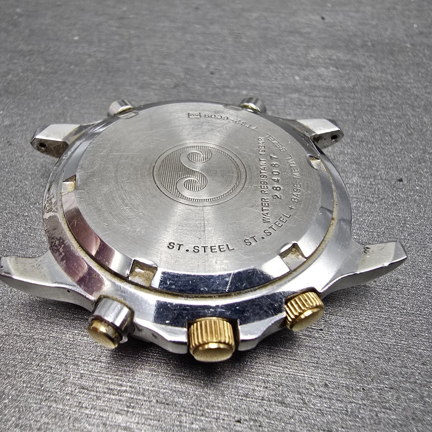 Seiko Sports 150 Chronograph Watch Men 40mm Gray Dial Two Tone Date Round PARTS11