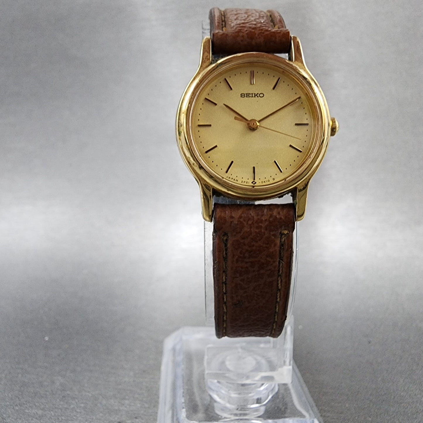 Seiko Watch Women 23mm Champagne Dial Gold Tone Round 2p210a9a New Battery5