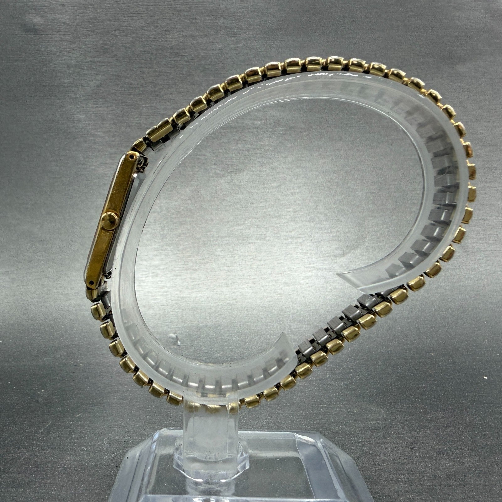 Seiko Tank Watch Women 13mm White Dial Gold Tone Rectangle 2e20-6129 New Battery6