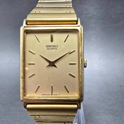 Seiko Tank Watch Men 25mm Gold Dial Gold Tone Rectangle 5Y30-5A09 PARTS Vintage0