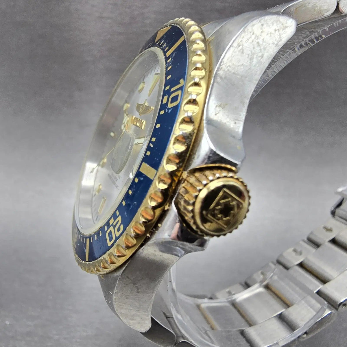 Invicta Pro Diver Watch Men 43mm Silver Dial Two Tone Date Round 22061 New Batt2