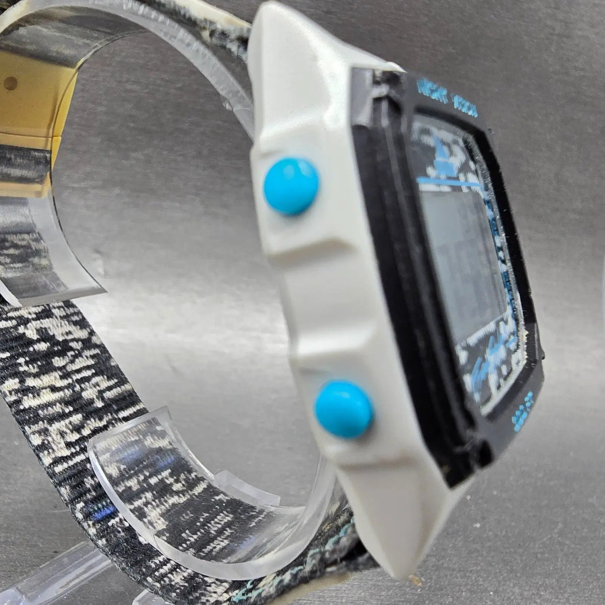 Freestyle Shark Watch Men 38mm Black White Blue Alarm Chronograph New Battery3