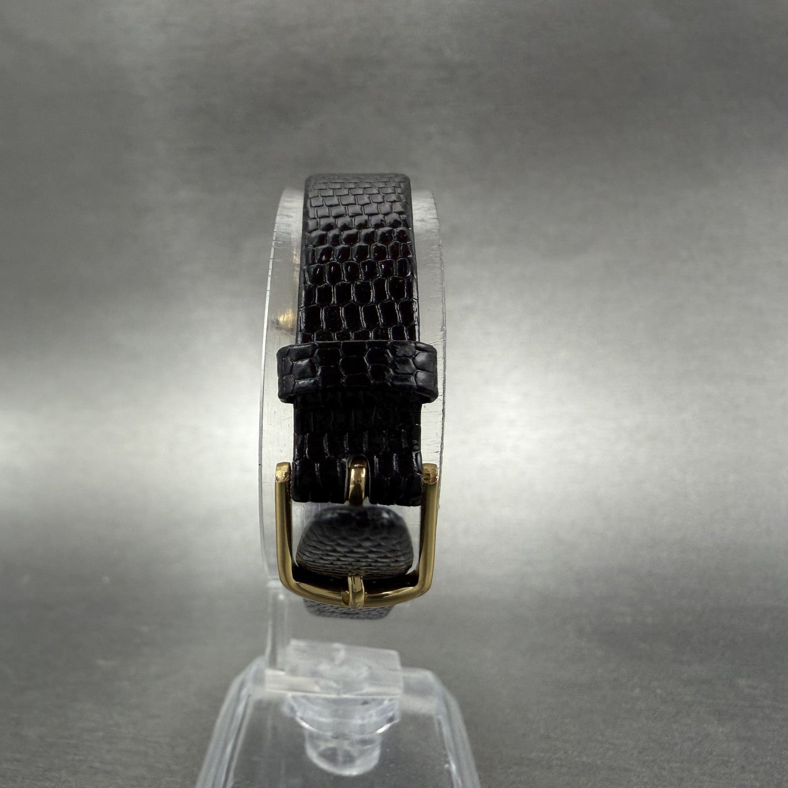 Citizen CQ Tank Watch Women 16mm Black Dial Gold Tone 3220-945174 New Battery KL7