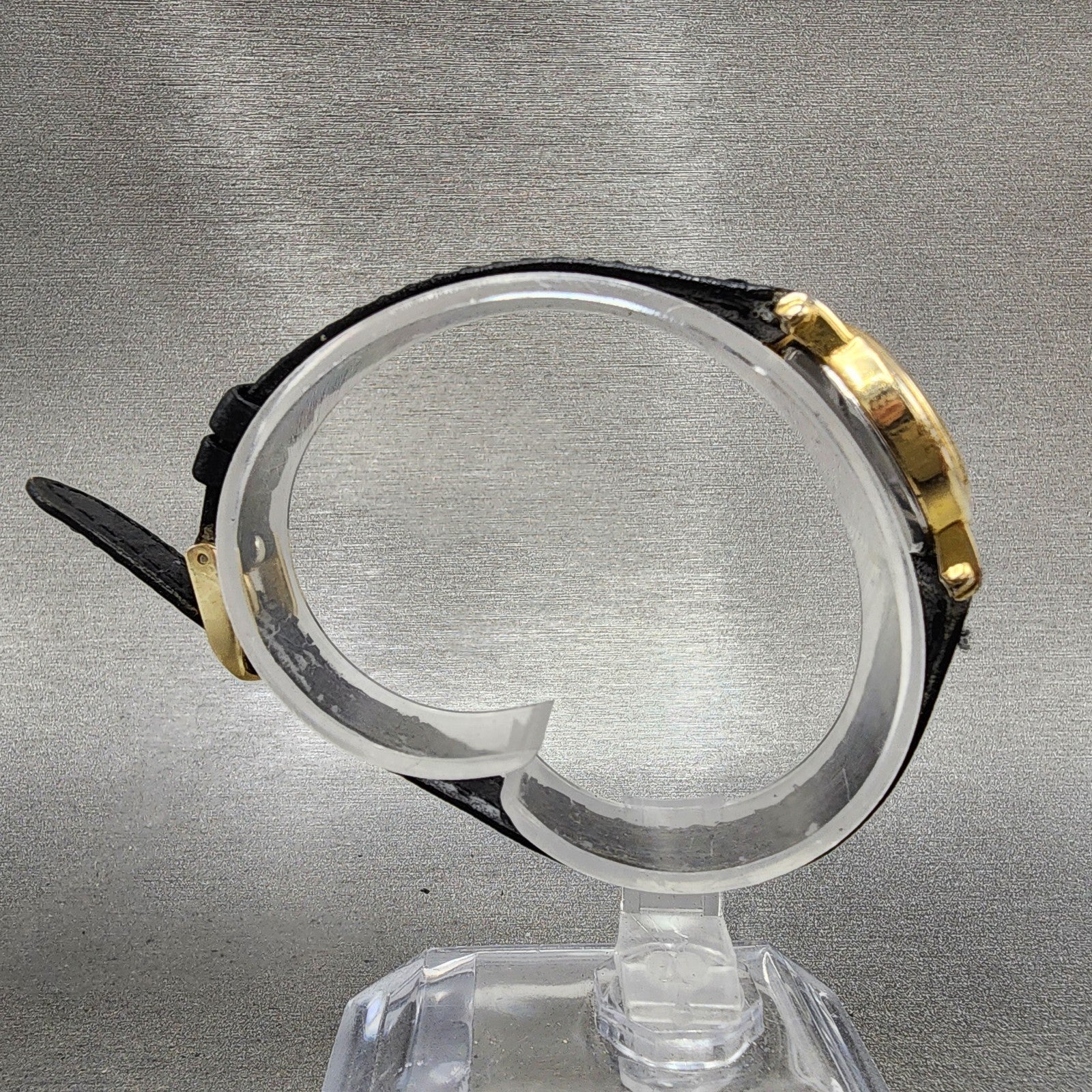 Citizen CQ Watch Women Watch Women 22mm Black Dial Gold Tone Round New Battery8