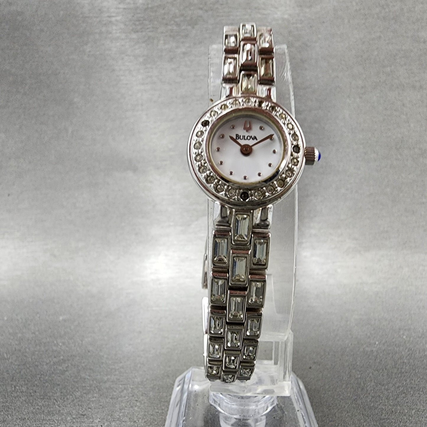 Bulova Crystal Watch Women 19mm White Dial Silver tone Round 96L23 New battery5