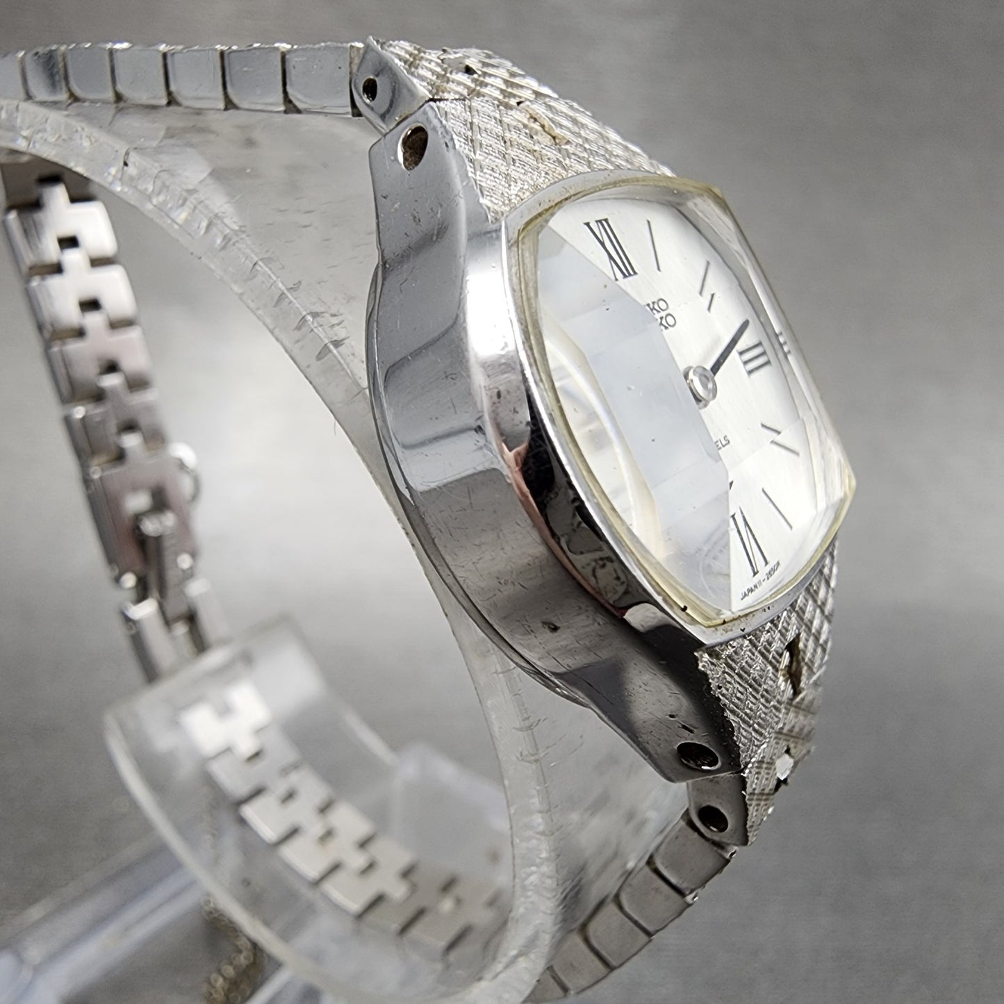 Seiko Watch Women Silver 21mm Dial Silver Tone Manual Round 117850 Runs3