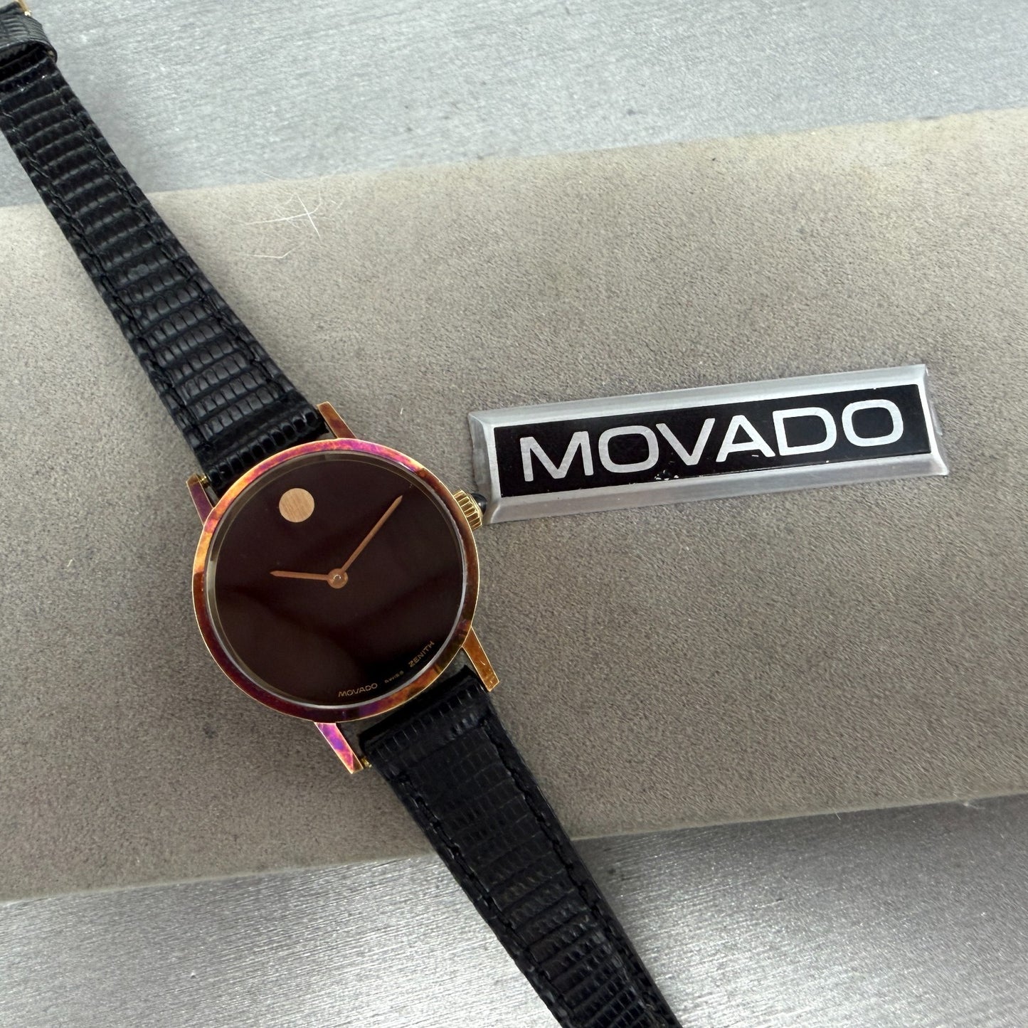 Zenith Movado Museum Watch Women 24mm Black Dial 14K Solid Gold Manual Wind Runs0