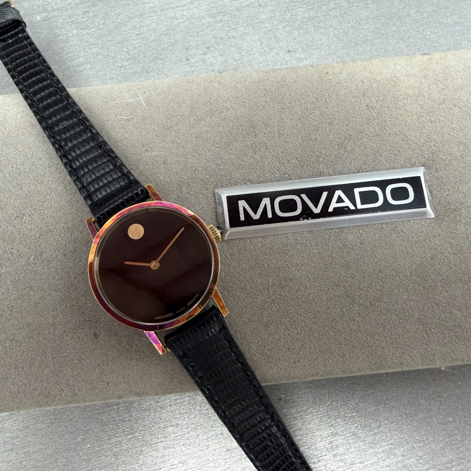Zenith Movado Museum Watch Women 24mm Black Dial 14K Solid Gold Manual Wind Runs0