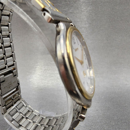 Burberry Watch Women 31mm White Dial Two Tone Round 4630E62283 New Battery3