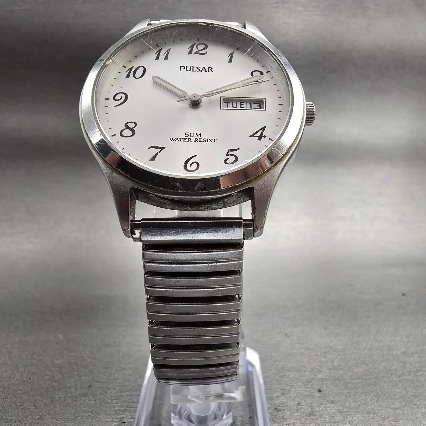 Seiko Pulsar Watch Men 37mm Silver Dial Silver Tone Daydate VX43-X077 New Batt5