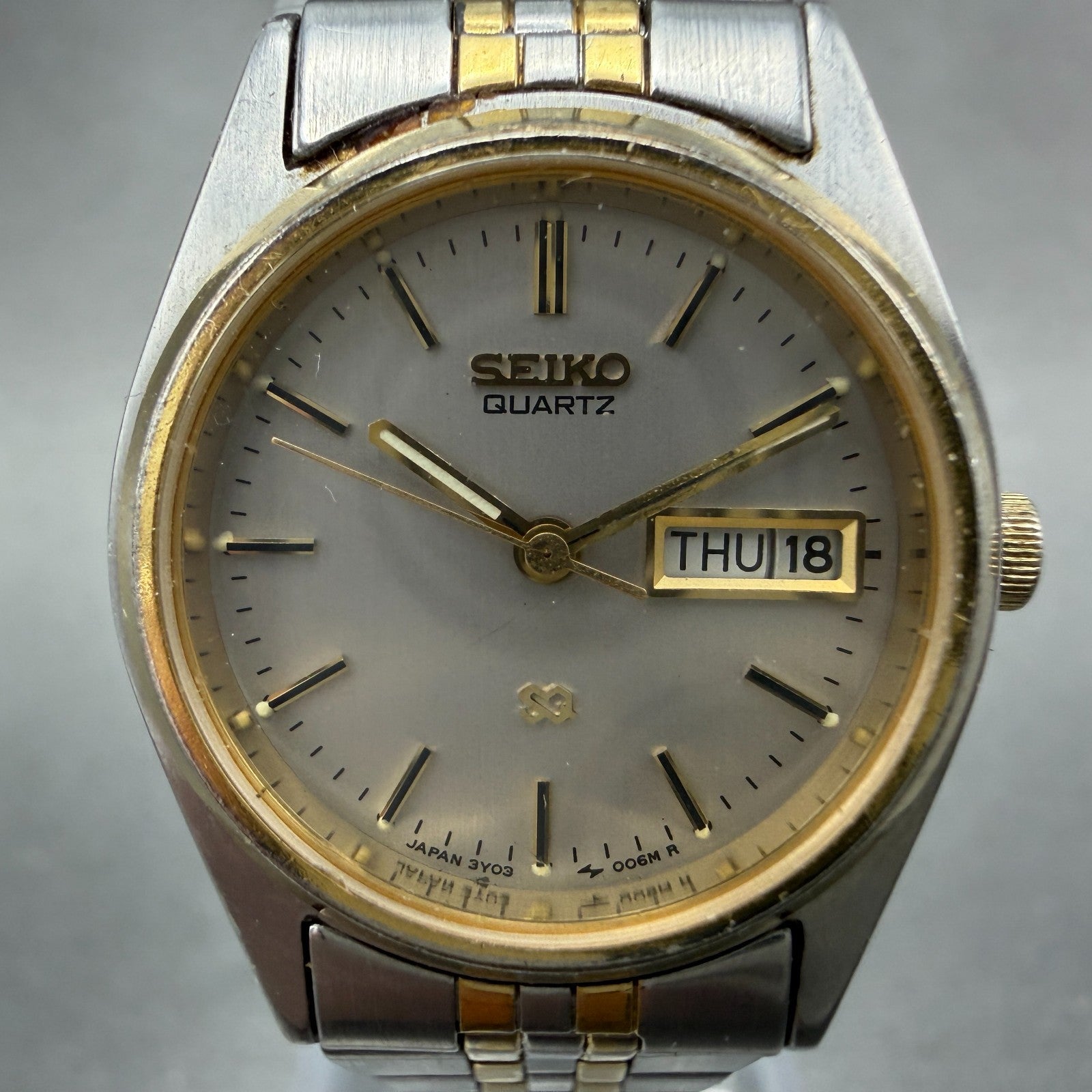 Seiko SQ Watch Women 24mm Silver Dial Two Tone Daydate 3Y03-0031 New Battery1