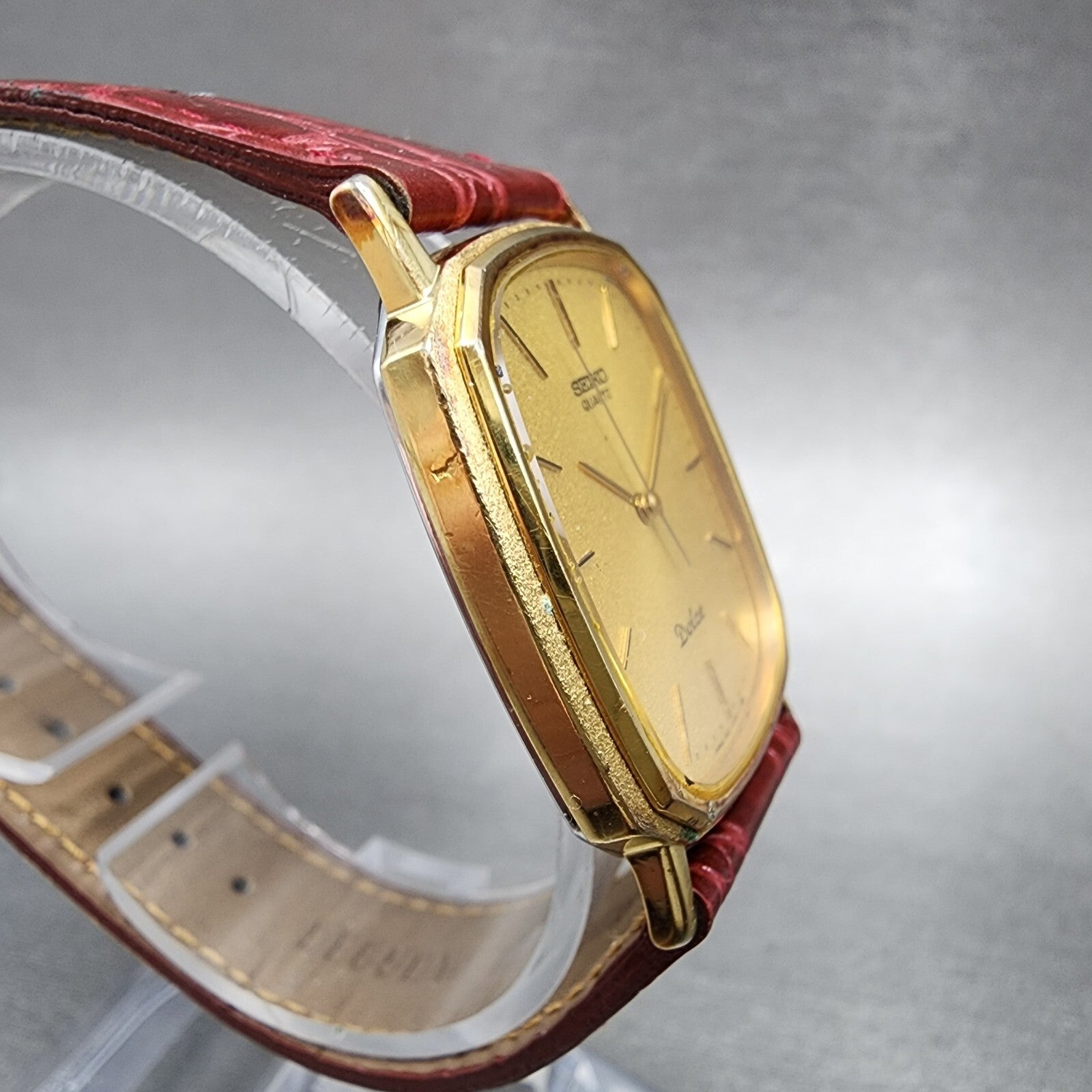 Seiko Dolce Watch Men 28mm Gold Dial Gold Tone Rectangle 95215120 New Battery4