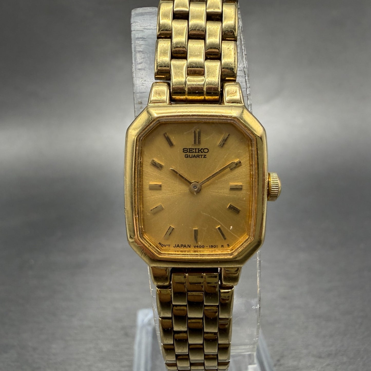 Seiko Watch Women 17mm Champagne Dial Gold Tone Octagon V400-5608 New Battery 810