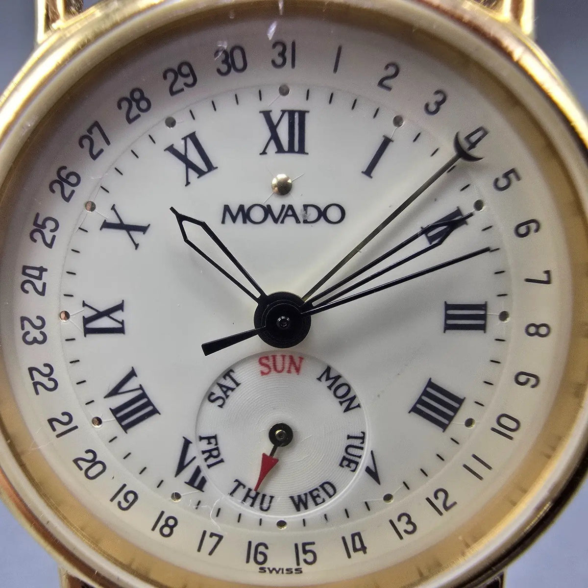 Movado Watch Women 28mm Cream Dial Gold Tone Daydate 87.06.825 K New Battery1