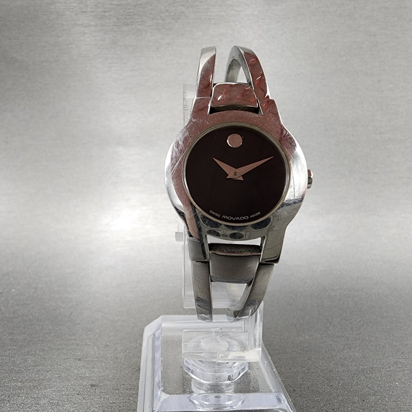 Movado Amorosa Watch Women 24m Black Dial Silver Tone Round 84 E4 1842 NewBat AB5