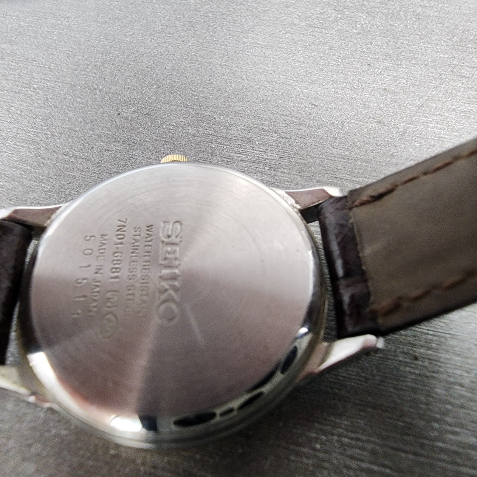 Seiko Watch Women 24mm Champagne Dial Two Tone Round 7n016881 New Battery9